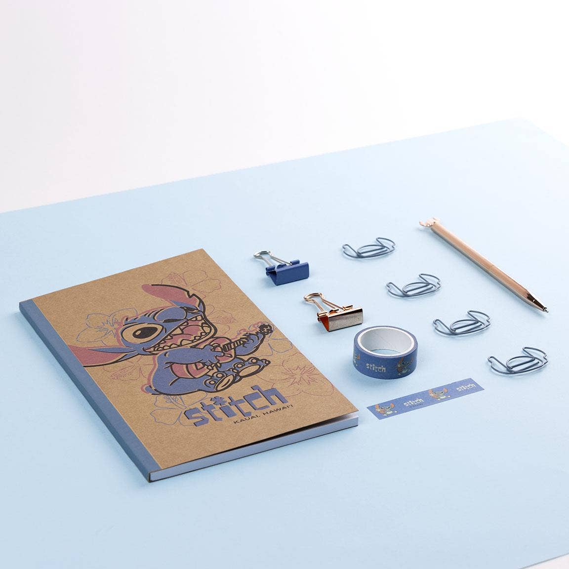 SET DI CANCELLERIA STITCH